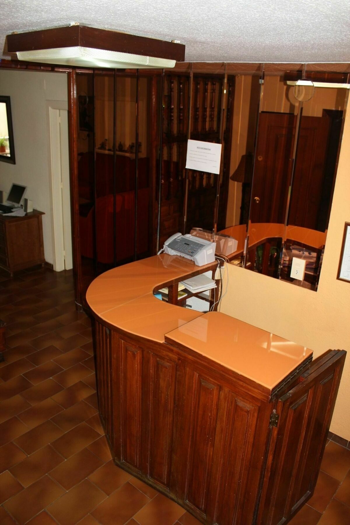 Hostal Andalucia Almunecar Luaran gambar